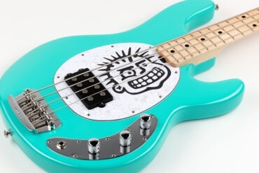 Fender Precision Bass vs. Music Man Stingray